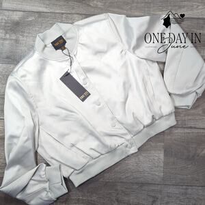 Truth Crop Snap Front Jacket Size L